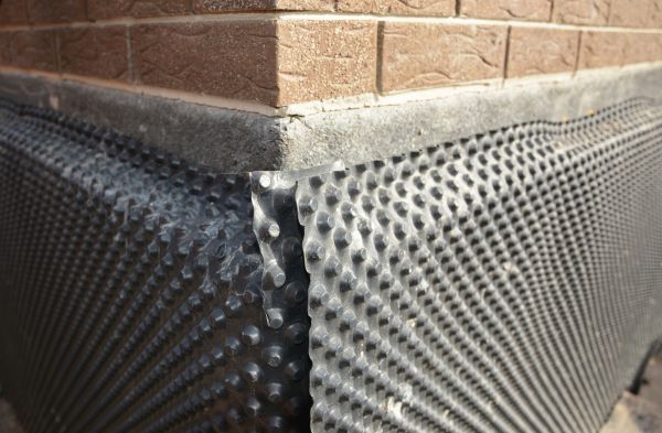Cost of Crawlspace Waterproofing in Pasadena